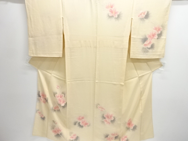 JAPANESE KIMONO / HOMONGI FOR SUMMER / FLOWERS